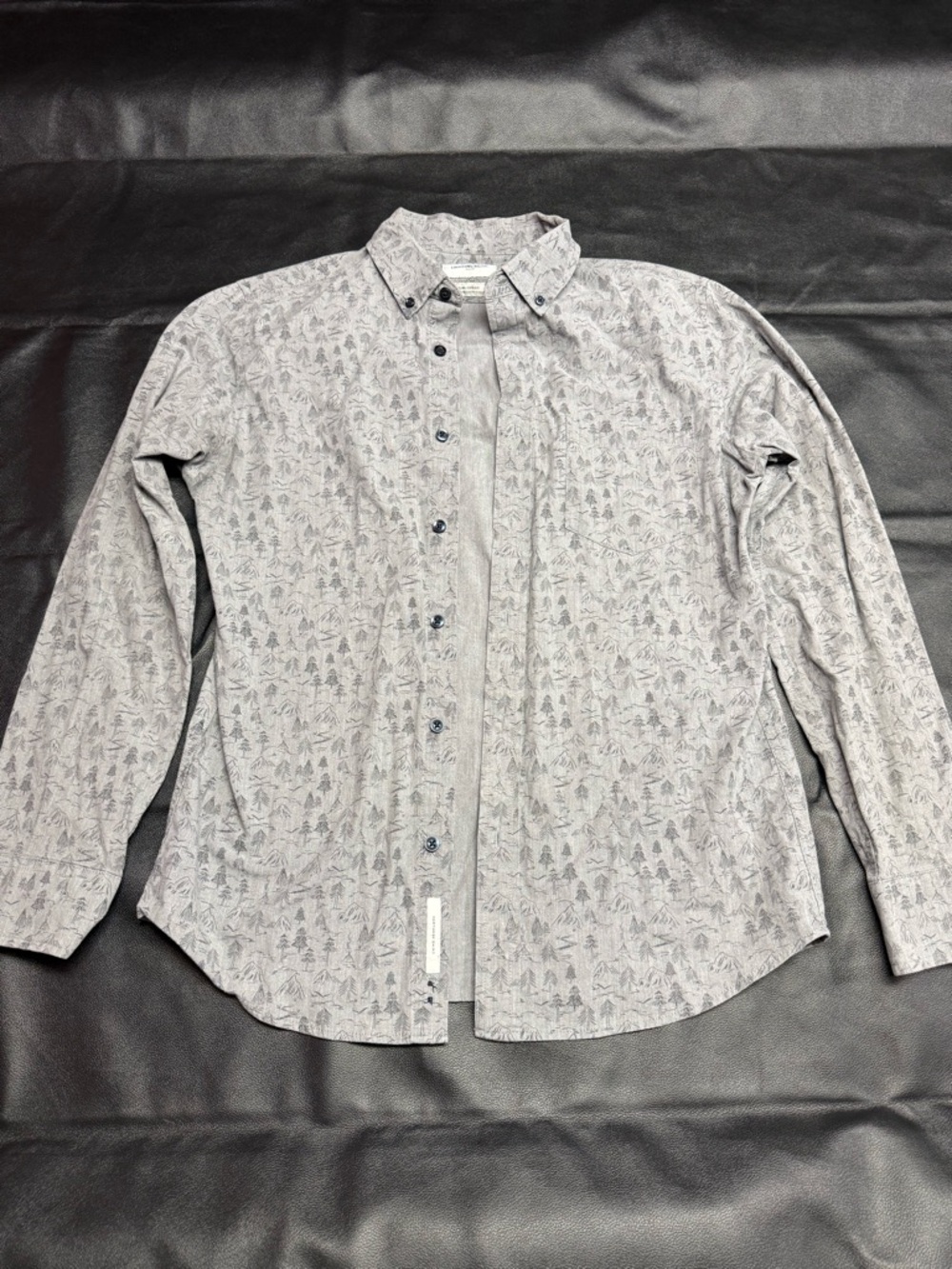 Goodfellow & Co Grey Button-Up Shirt with Subtle Tree Print